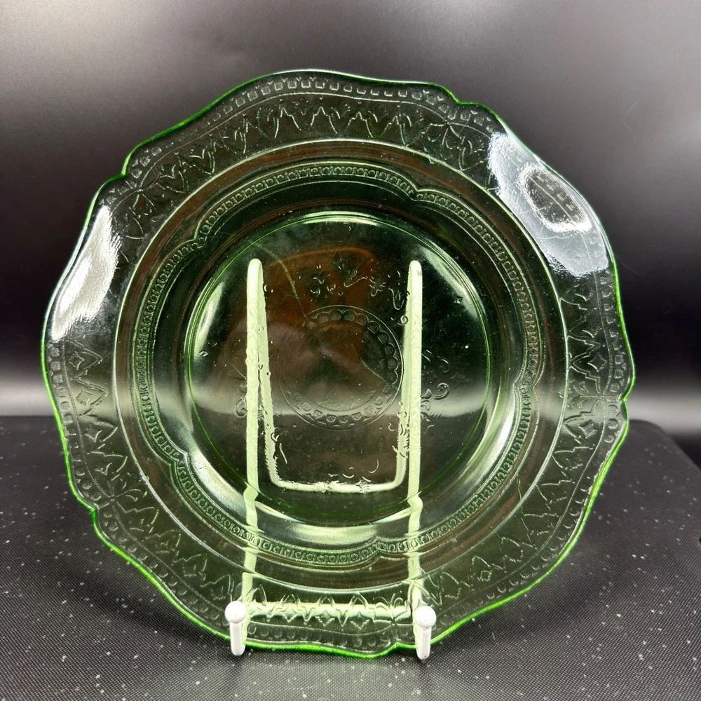 Federal Glass‎ Patrician Spoke Green Uranium Depression Glass 9in Plates Set 4